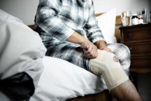 Manage Knee Pain at Night