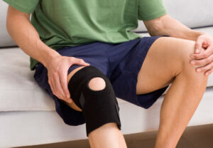 Knee Pain - Causes & Treatment