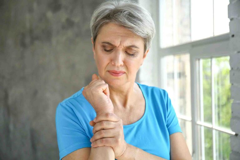 Osteoporosis in elderly female