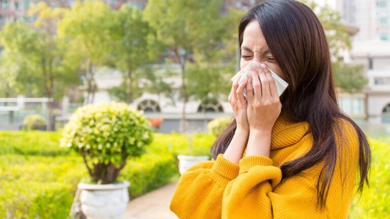 Triggers for seasonal outdoor allergies