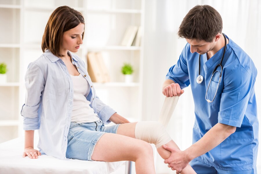 Urgent Care for Sprains: Walk-In Diagnosis and Care