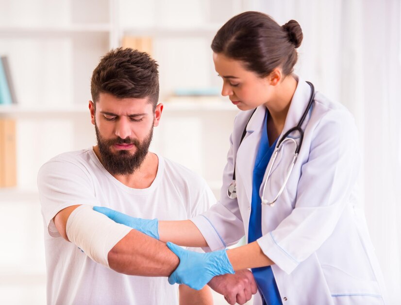Auto-injury-man-doctor