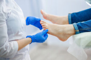 treatment for smelly feet